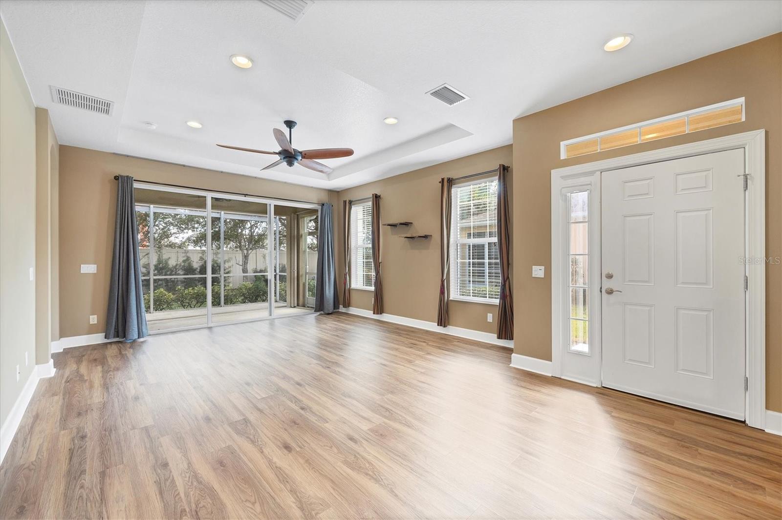 2520 TERRACINA DR — photo 4