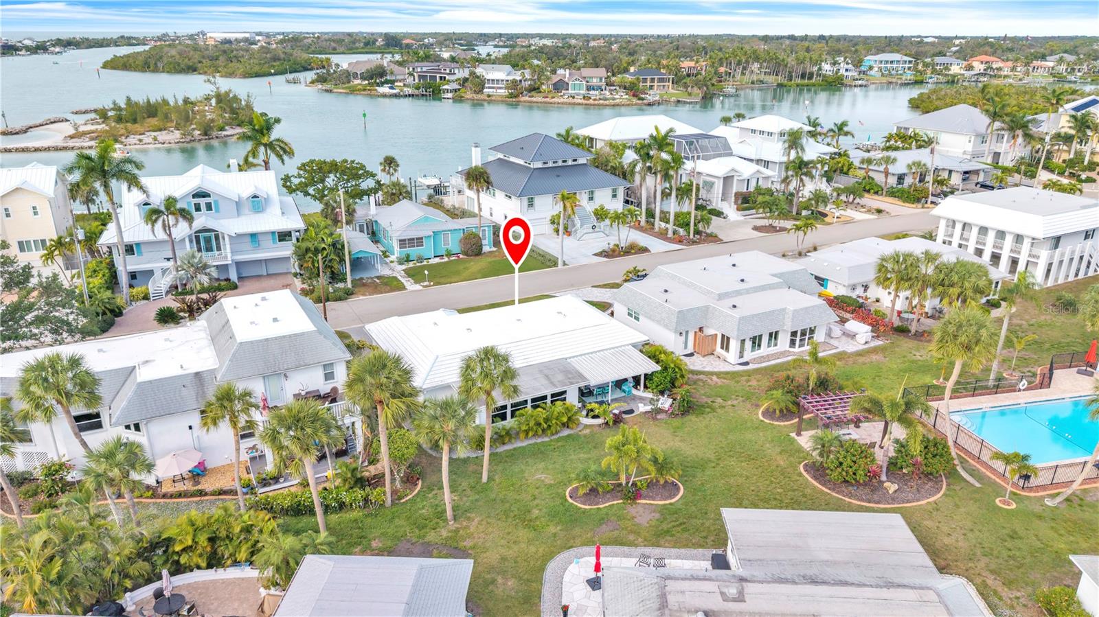 904 INLET CIR — photo 82