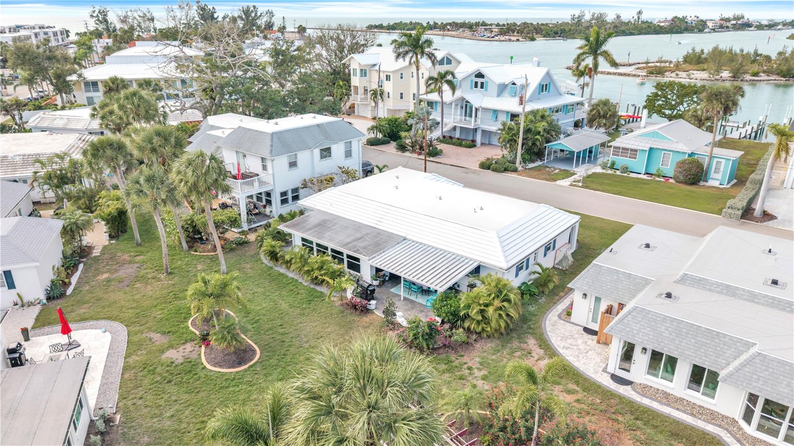 904 INLET CIR — photo 83