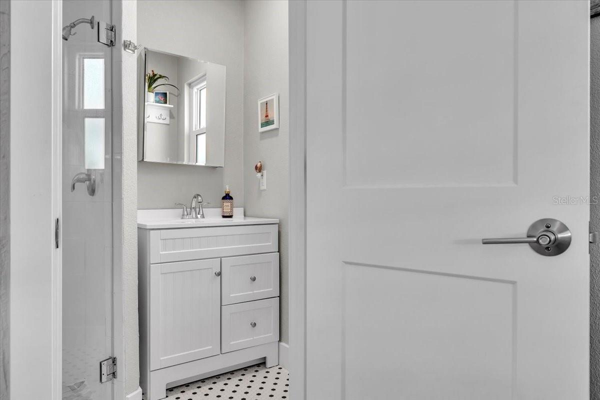 904 INLET CIR — photo 34