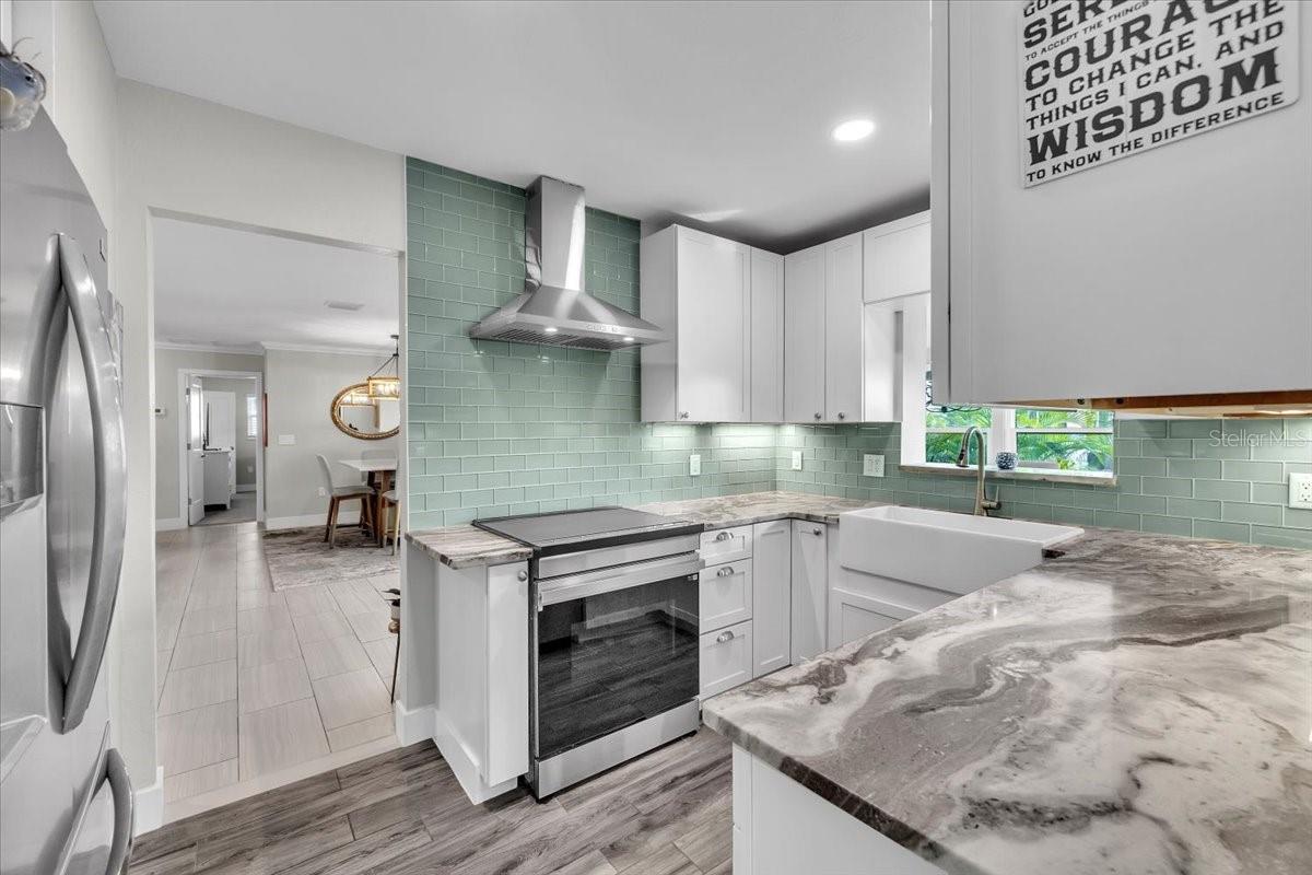 904 INLET CIR — photo 17