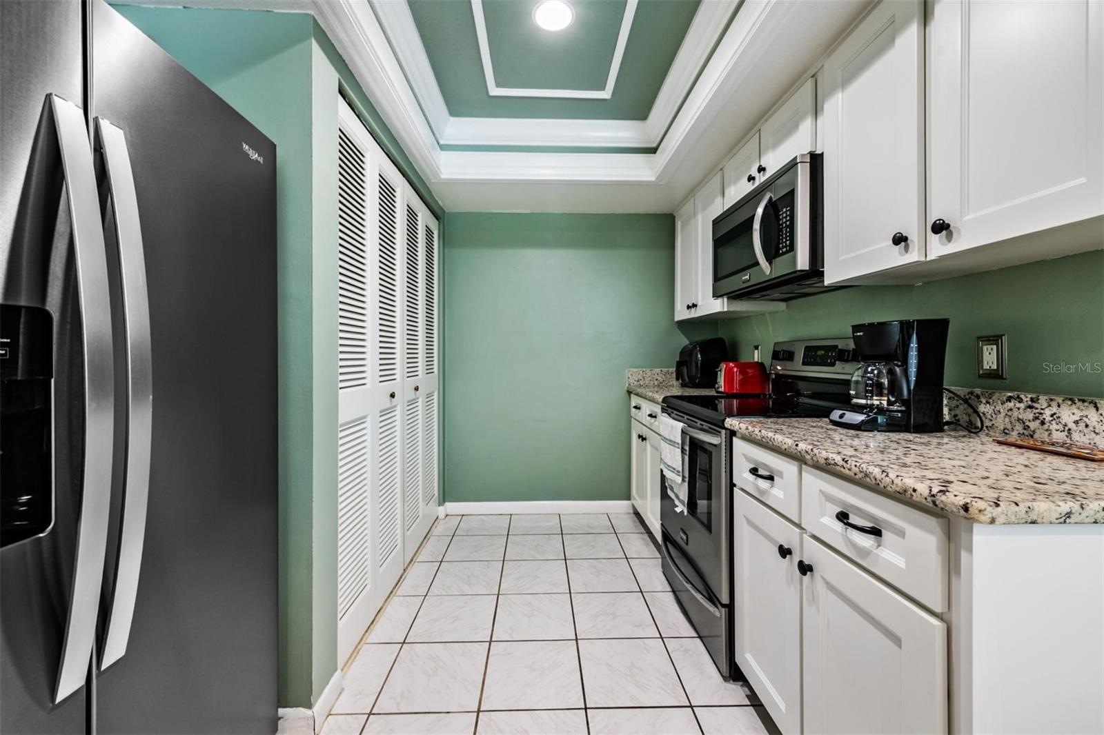 13612 S VILLAGE DR #5212 — photo 14