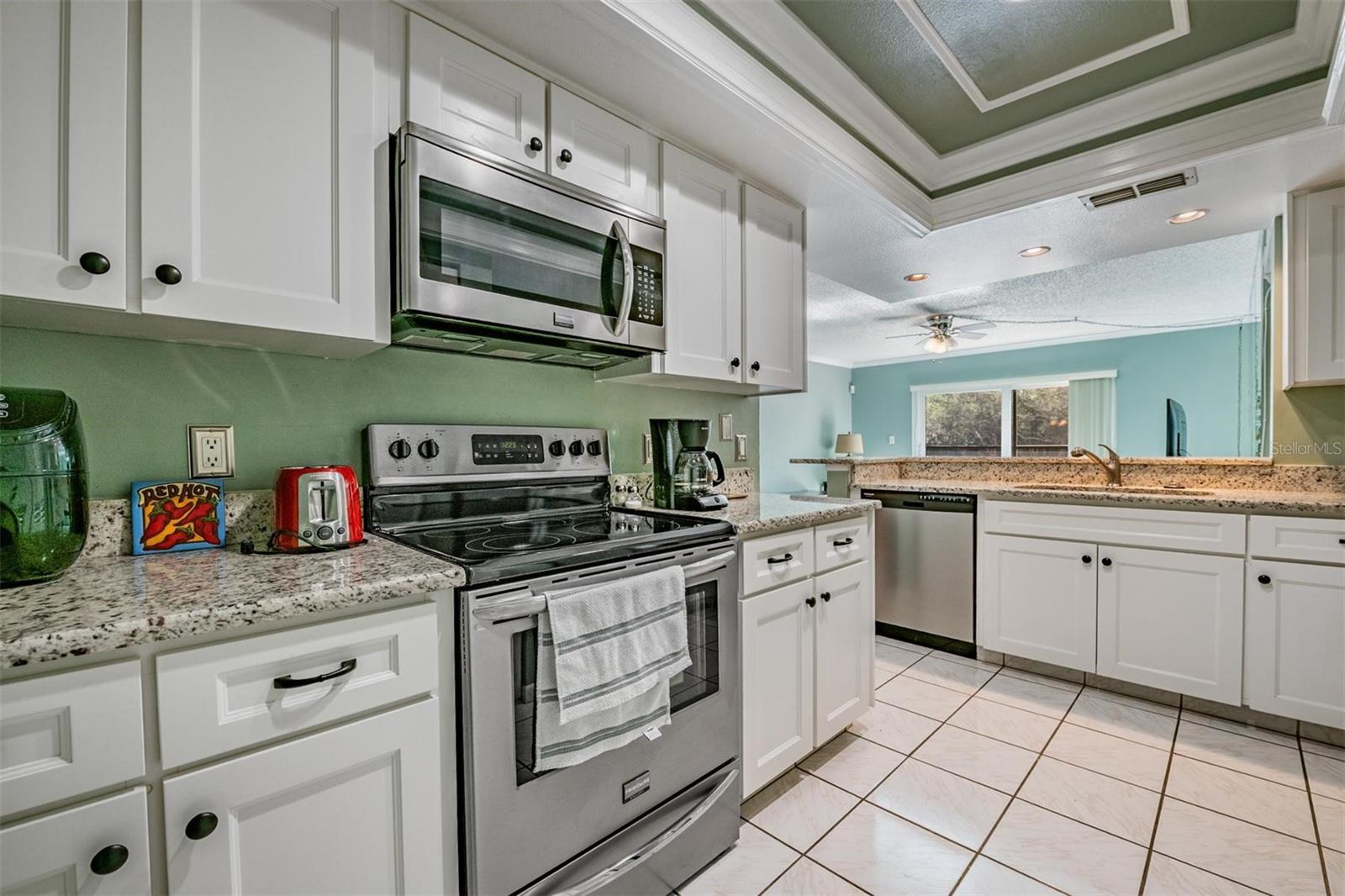 13612 S VILLAGE DR #5212 — photo 13