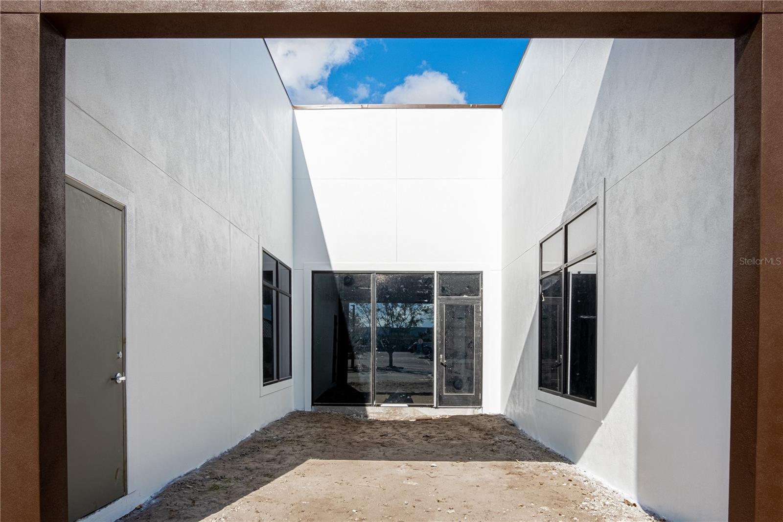 11125 CORRIDOR PL — photo 3