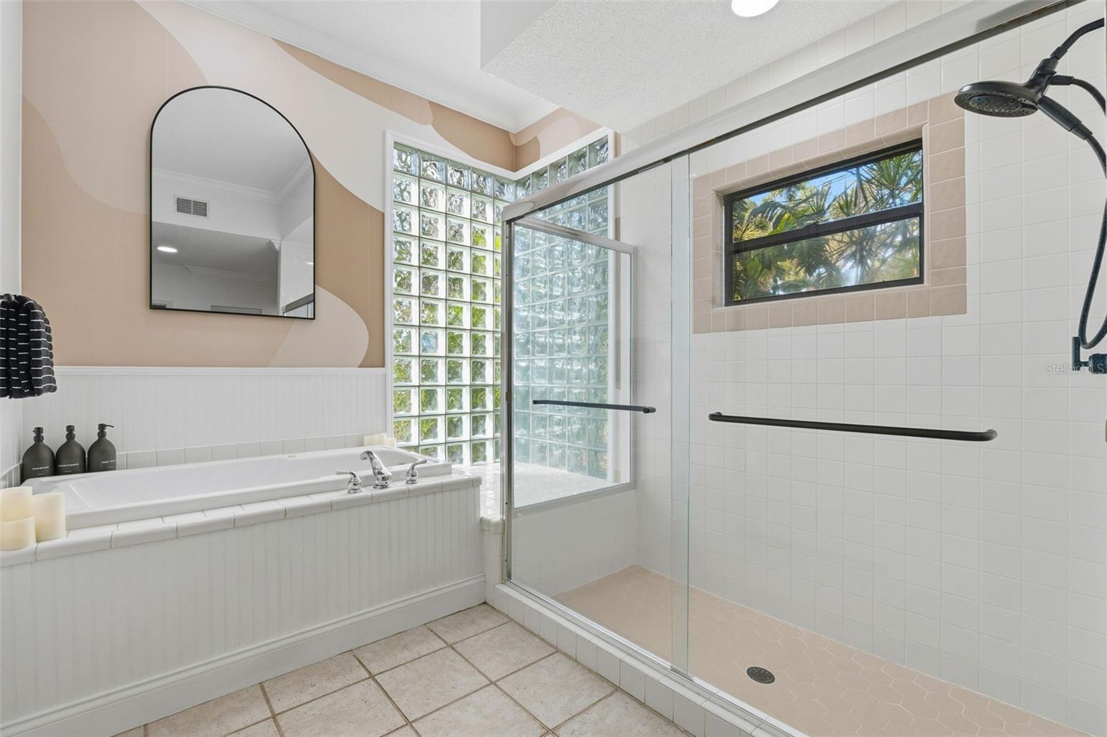 6349 RAVENWOOD WAY — photo 28