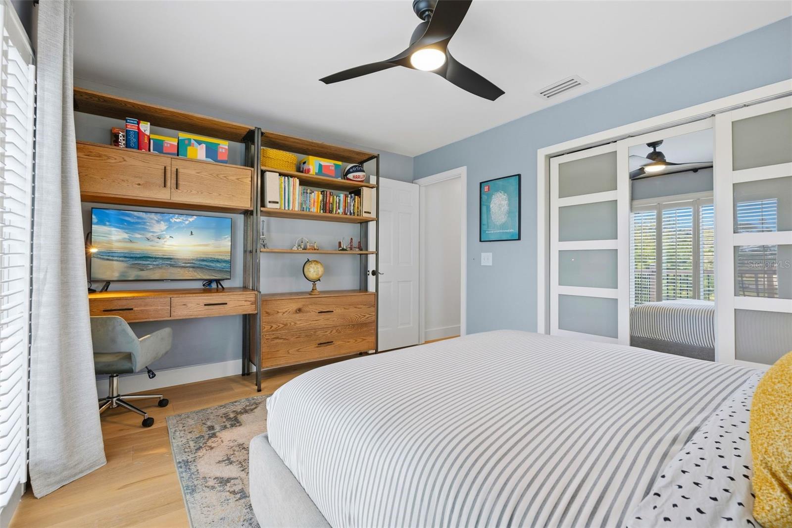 6349 RAVENWOOD WAY — photo 39