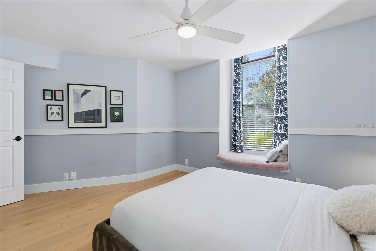 6349 RAVENWOOD WAY — photo 36