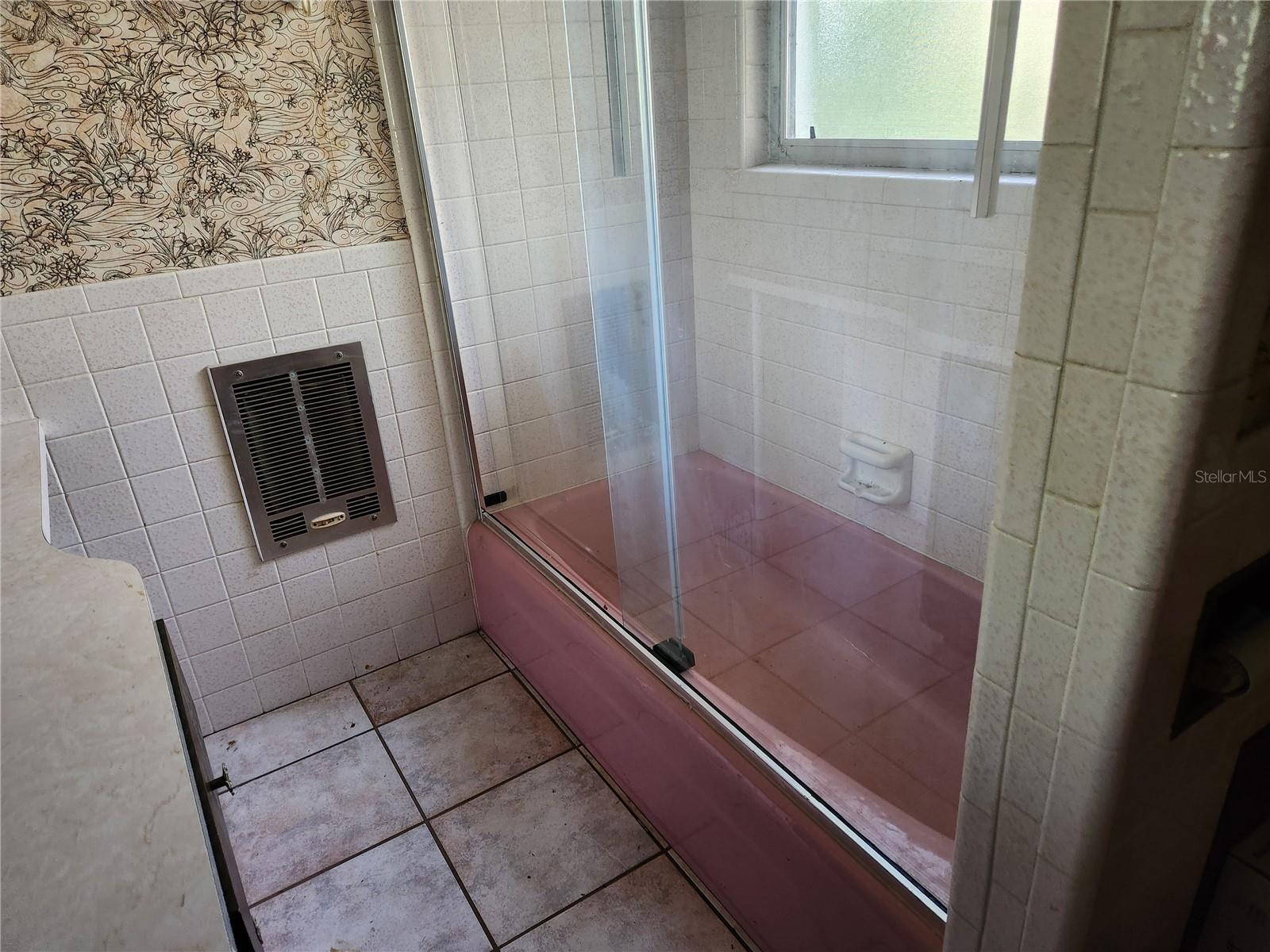 286 SHAMROCK DR — photo 25