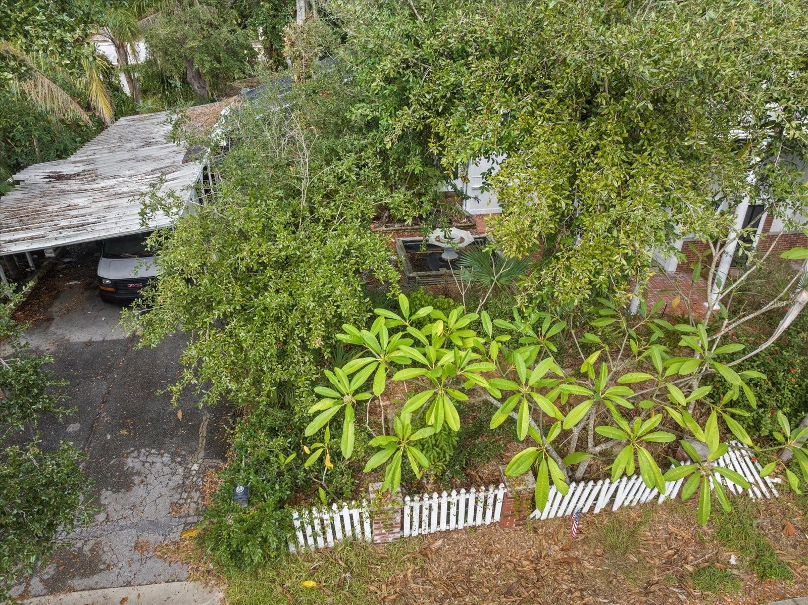 286 SHAMROCK DR — photo 60