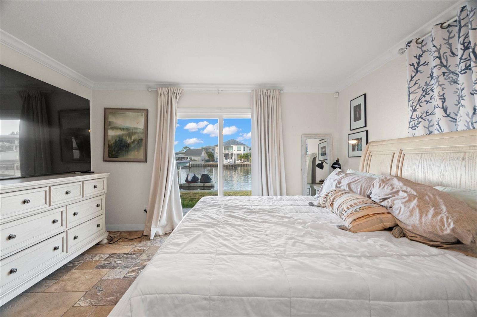 2288 EDYTHE DR — photo 15