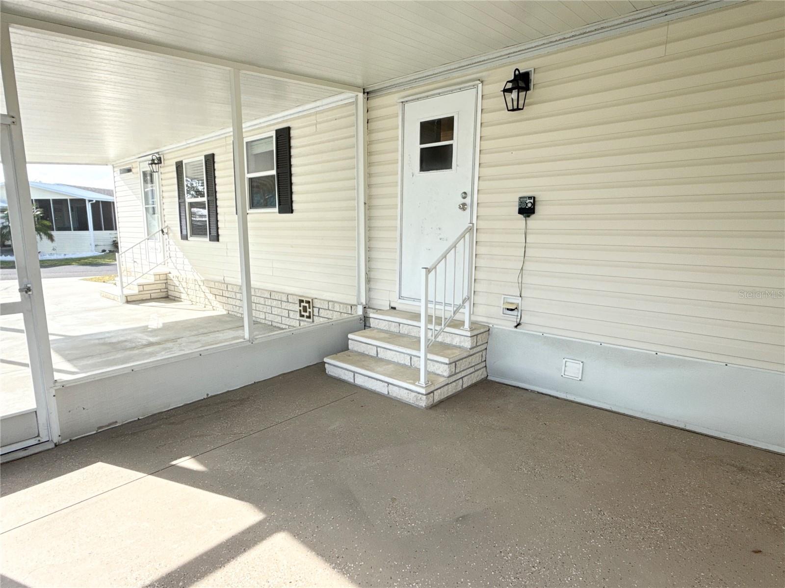 7107 MOUNT ESSEX DR NE #520 — photo 22