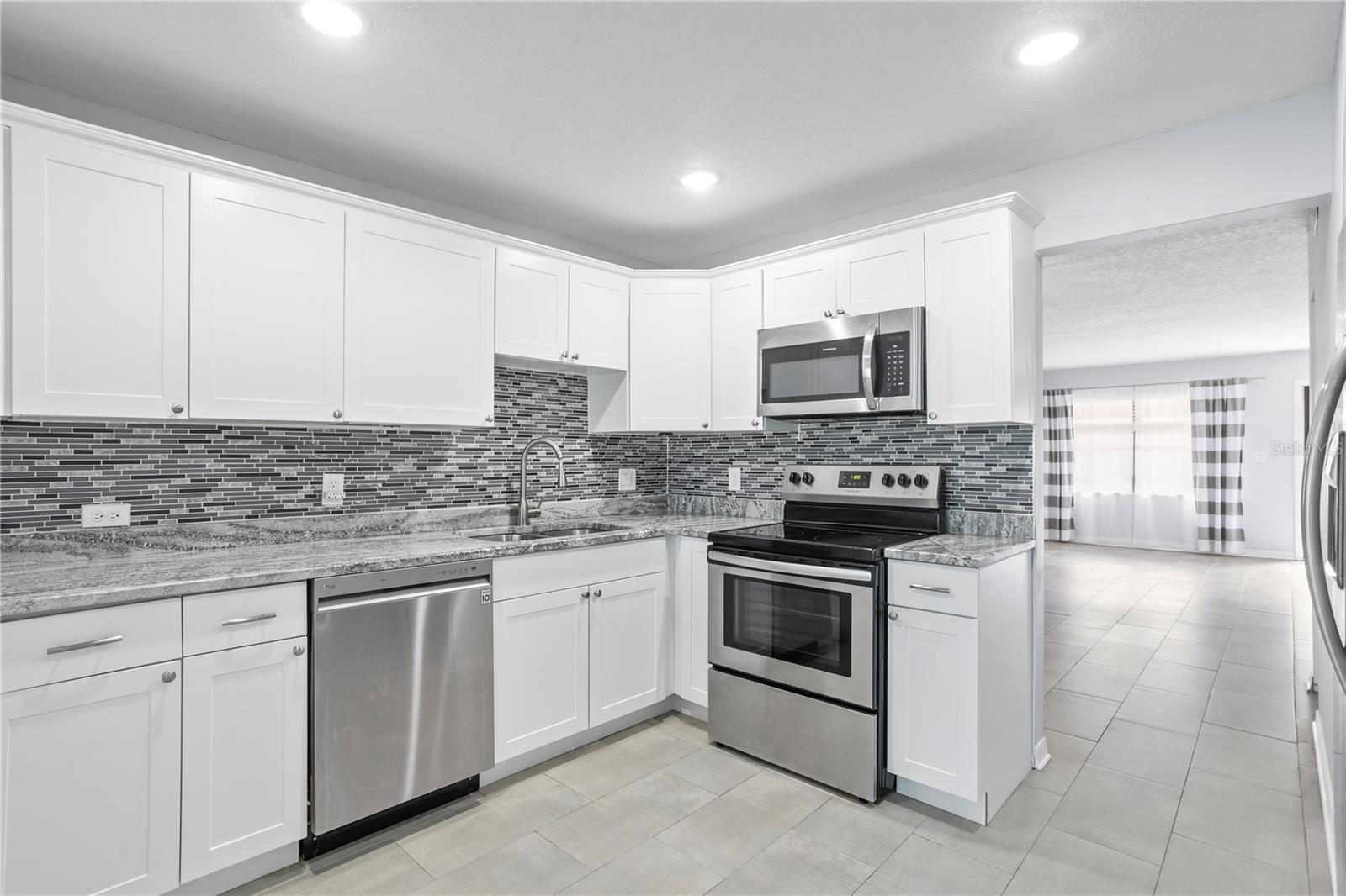 4920 LOCUST ST NE #115 — photo 8