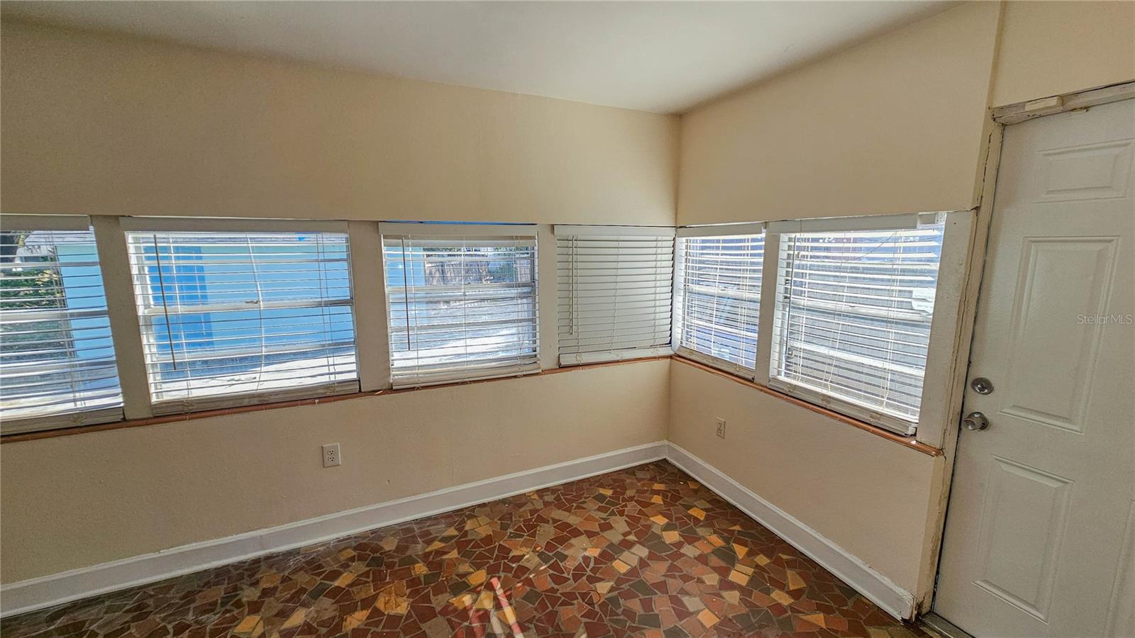 860 16TH AVE S — photo 30