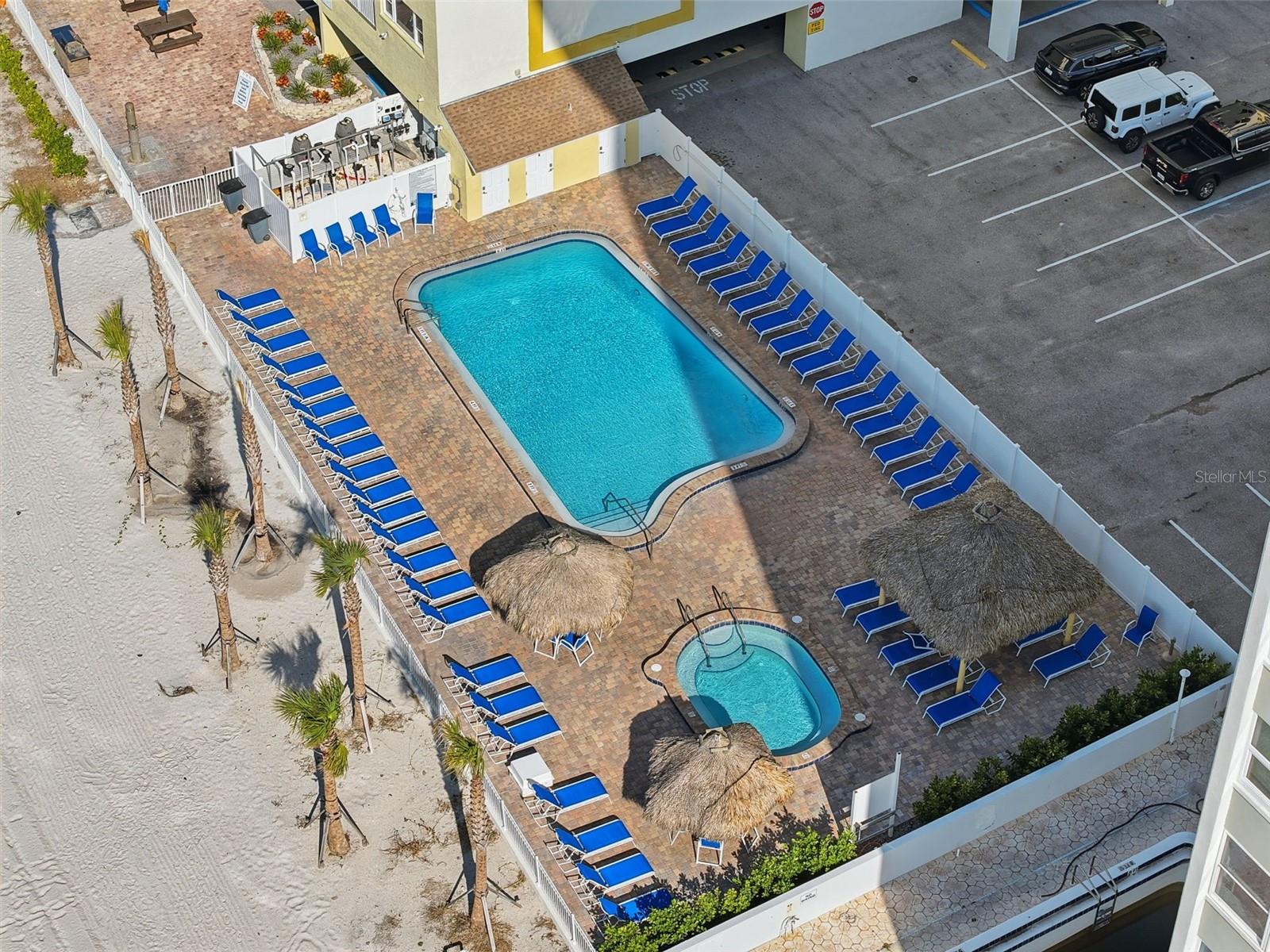 17450 GULF BLVD #104 — photo 4