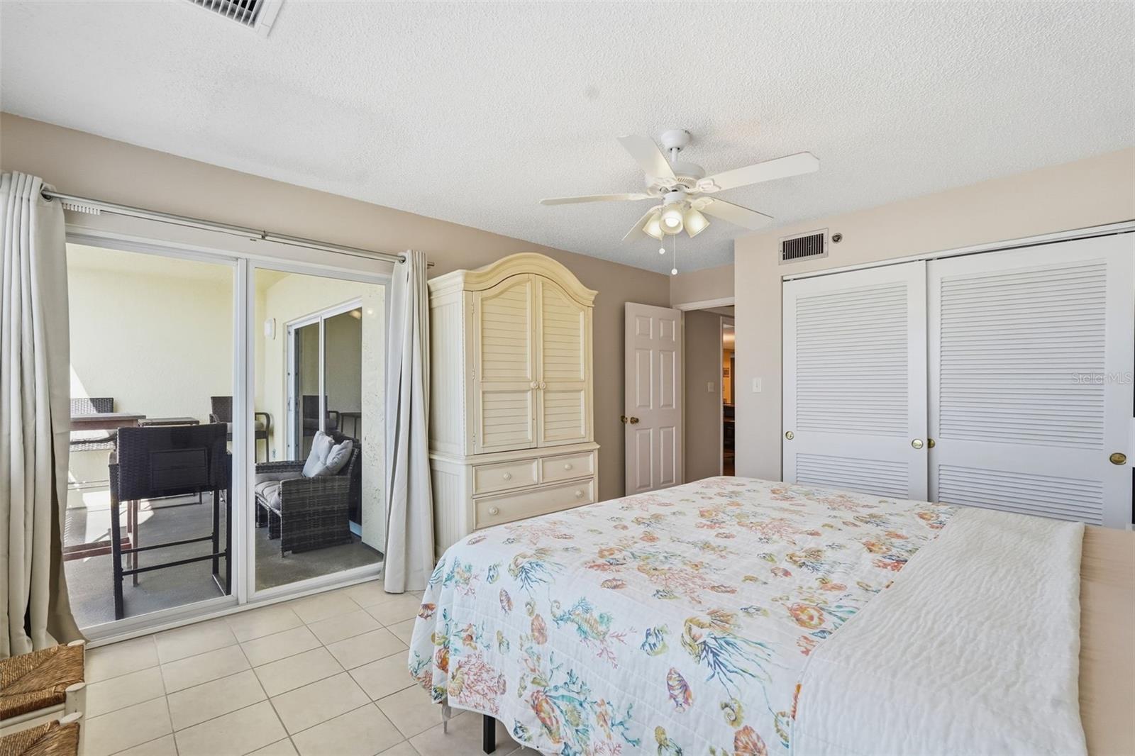 17450 GULF BLVD #104 — photo 25