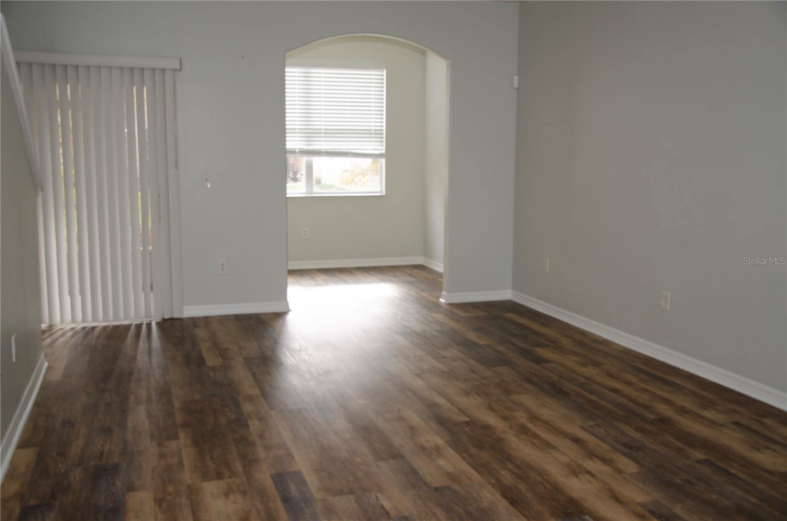30352 ELDERWOOD DR — photo 6