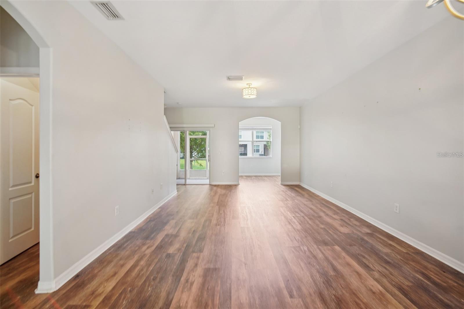 30352 ELDERWOOD DR — photo 5