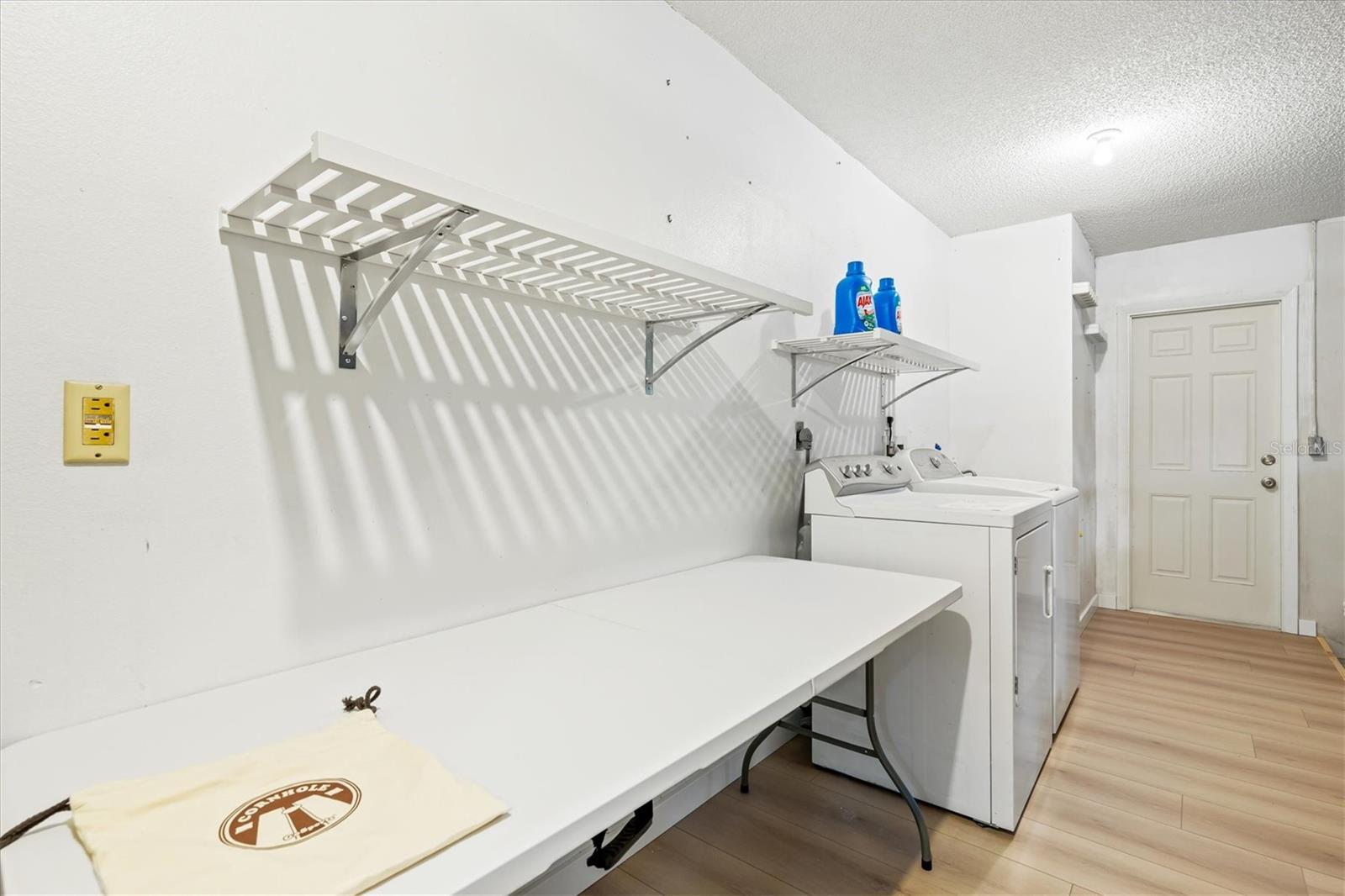 2641 HYDE PARK ST — photo 46