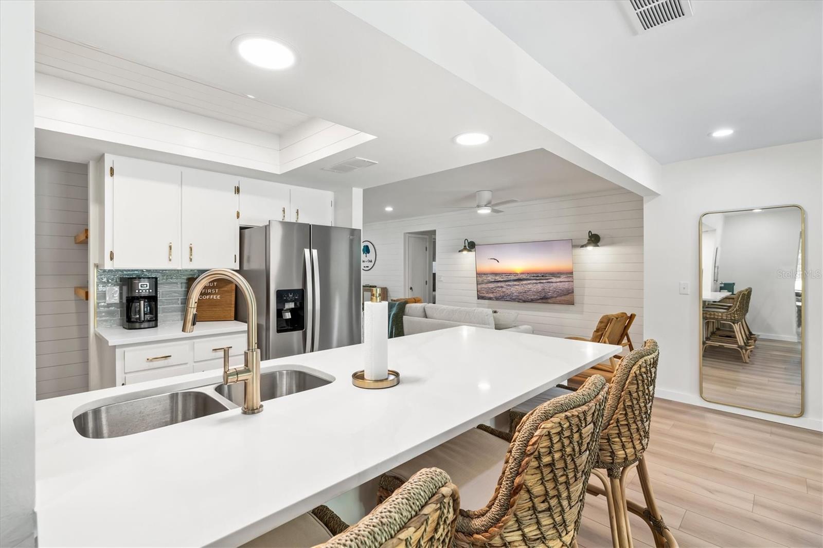 2641 HYDE PARK ST — photo 16