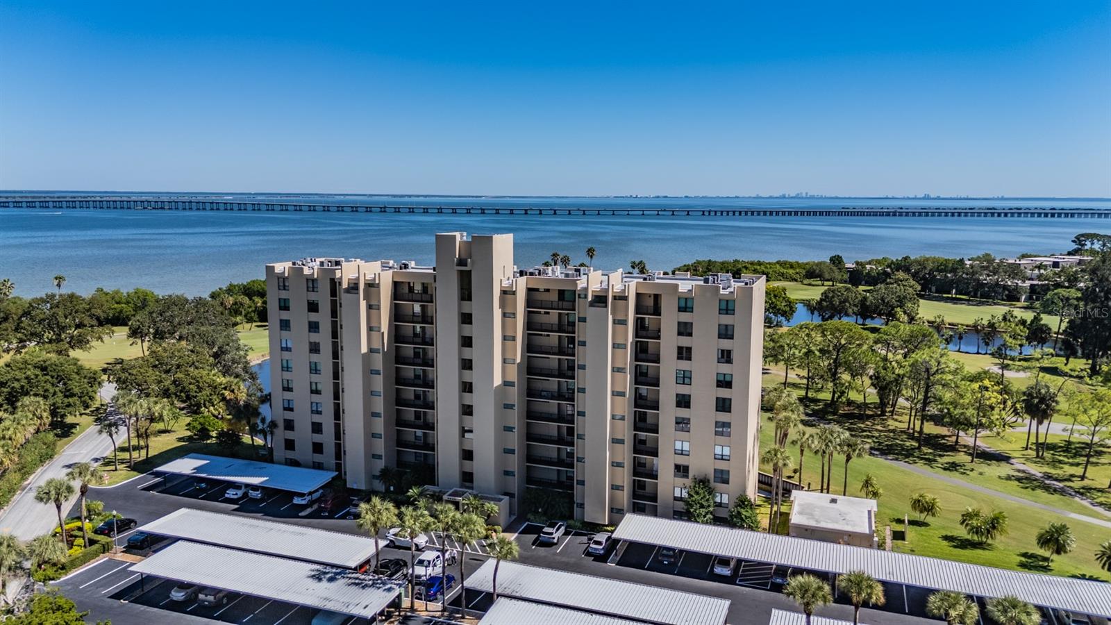 2620 COVE CAY DR #601 — photo 32