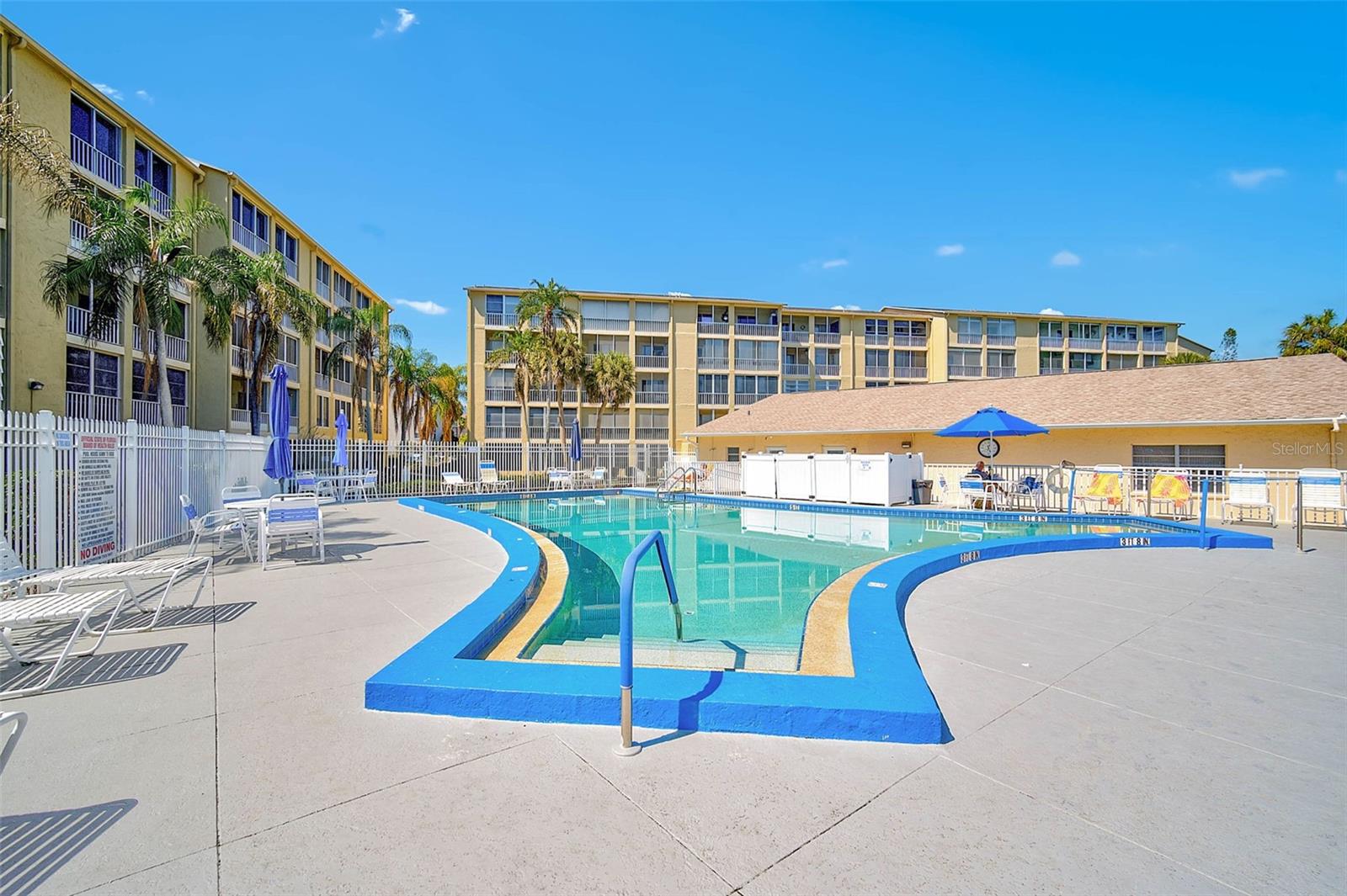3585 LAKE BAYSHORE DR #J-301 — photo 44