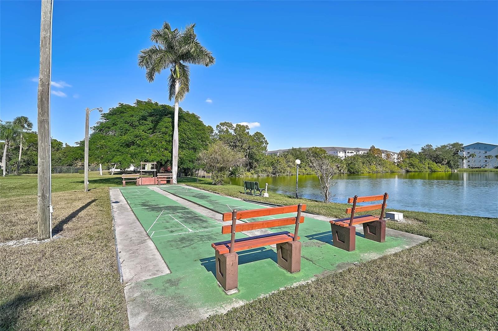 3585 LAKE BAYSHORE DR #J-301 — photo 35