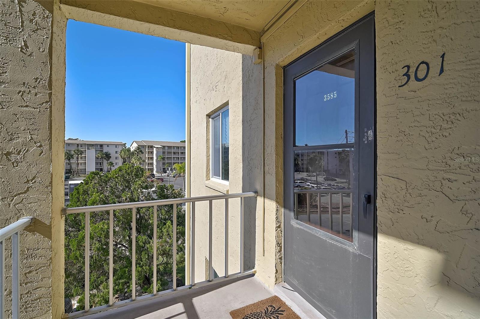 3585 LAKE BAYSHORE DR #J-301 — photo 2