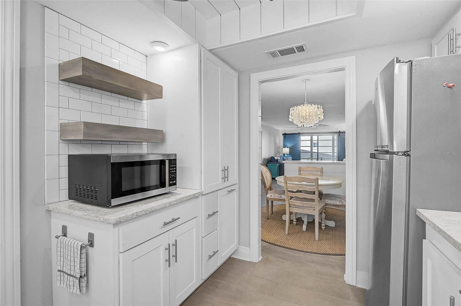 3585 LAKE BAYSHORE DR #J-301 — photo 7