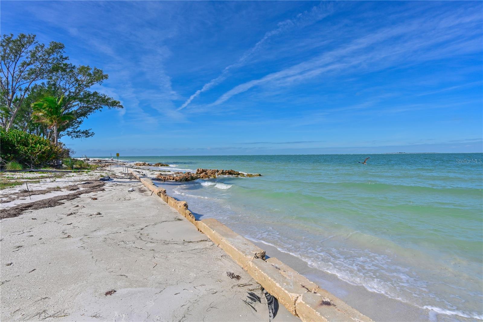 837 N SHORE DR — photo 7