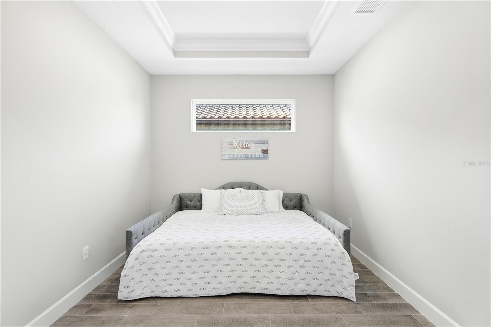 10414 INGLENOOK TER — photo 36