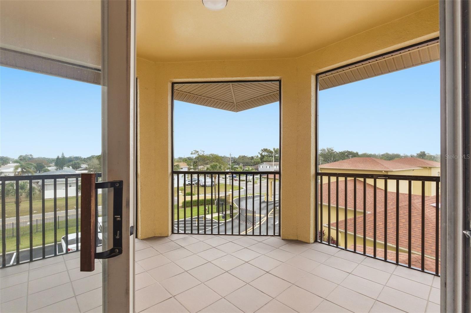 4345 BAYSIDE VILLAGE DR #302 — photo 35