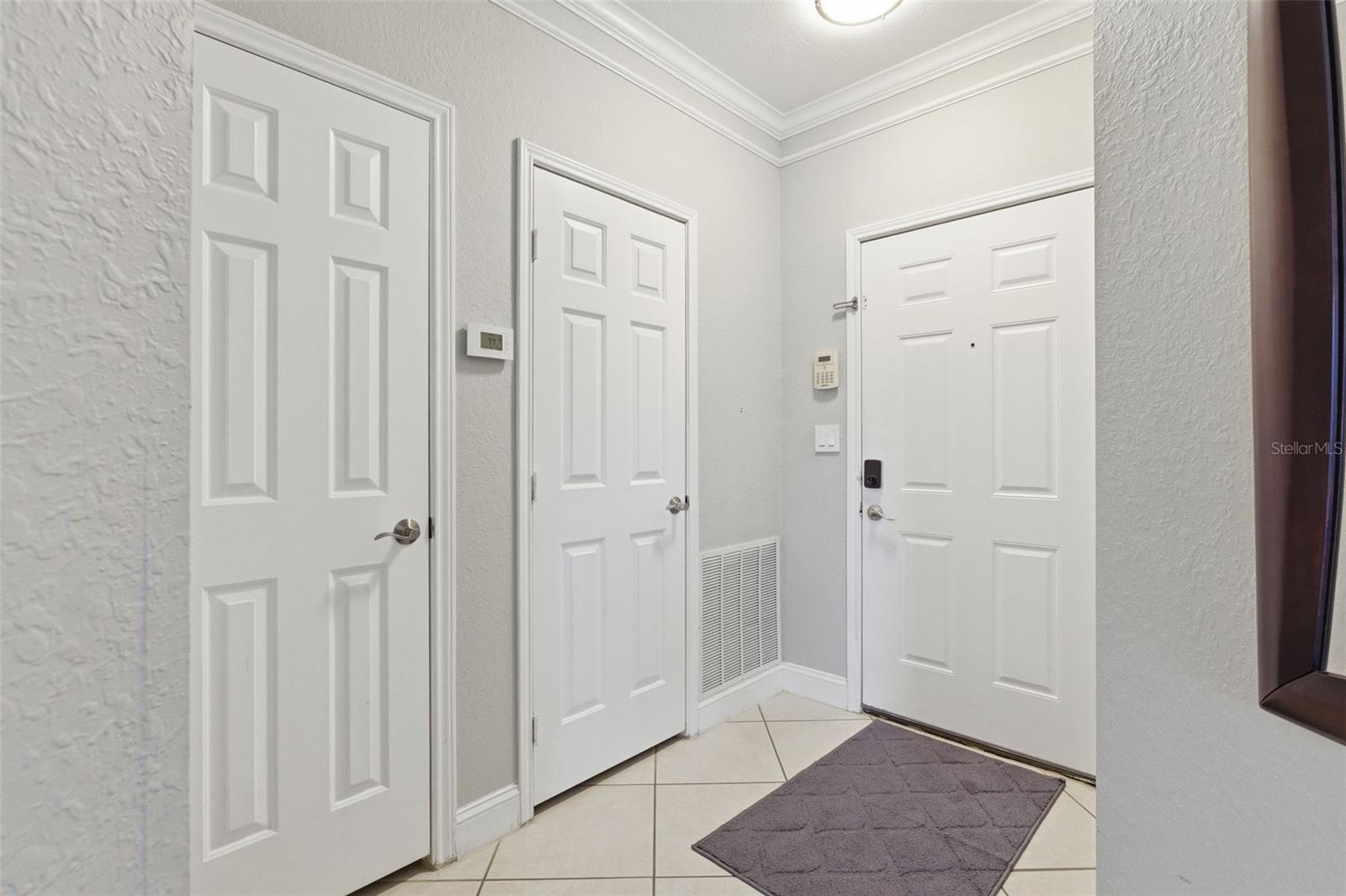 4345 BAYSIDE VILLAGE DR #302 — photo 11