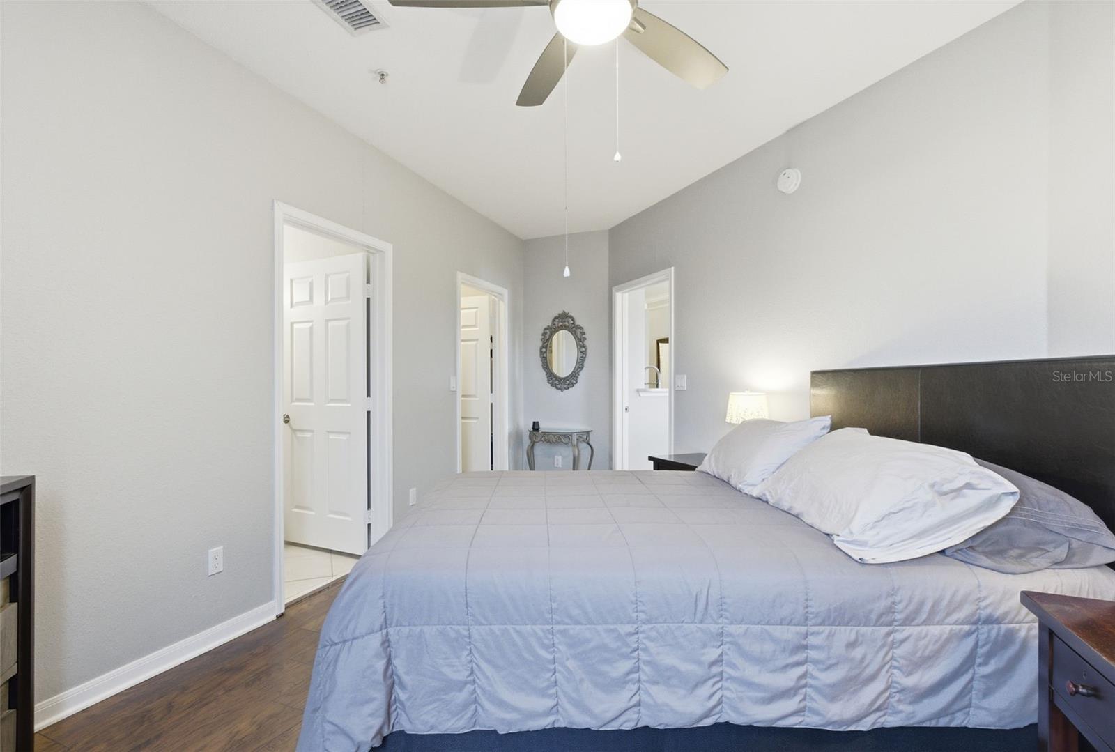 4345 BAYSIDE VILLAGE DR #302 — photo 23