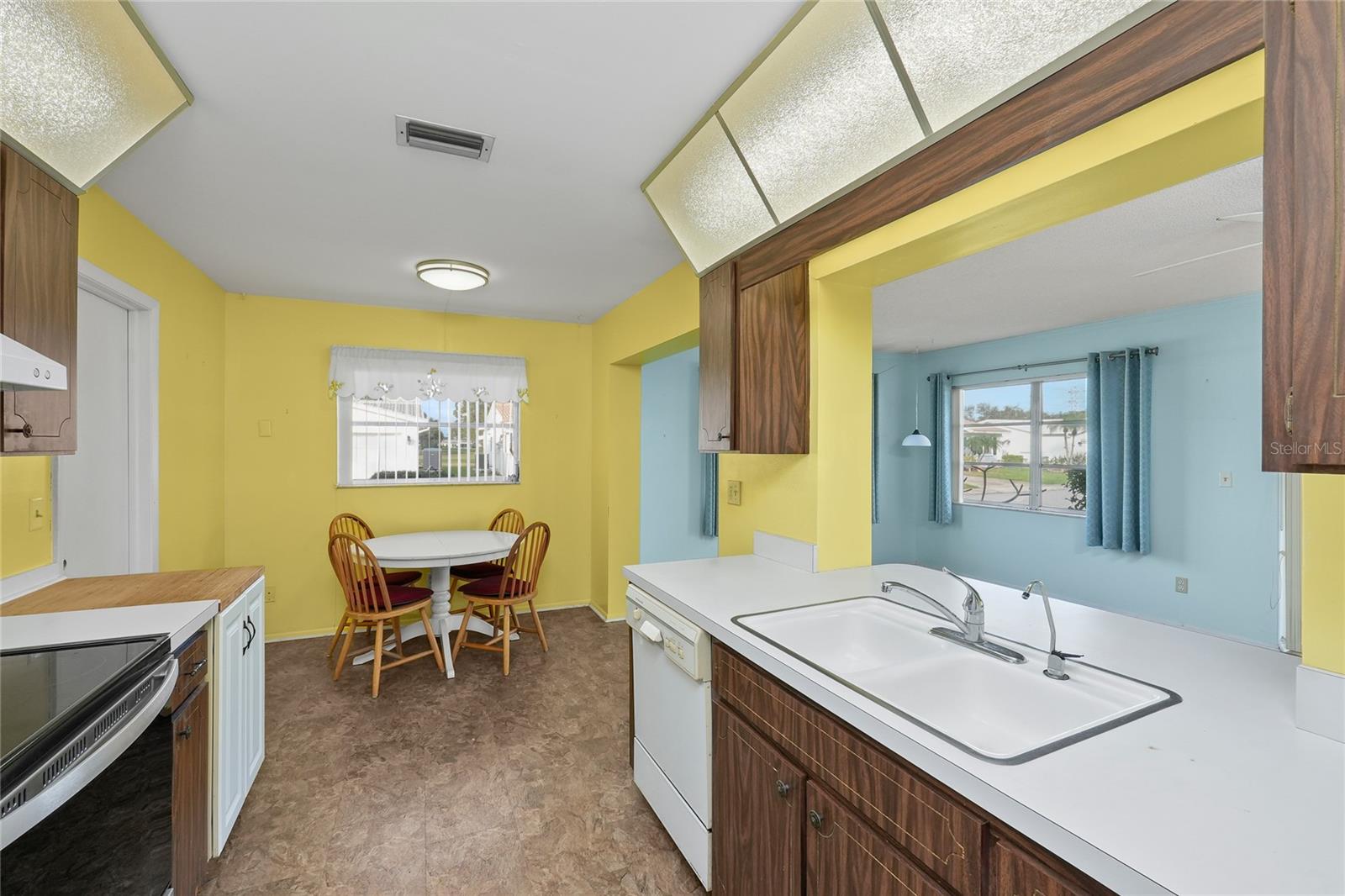 9315 42ND WAY N ##5 — photo 13