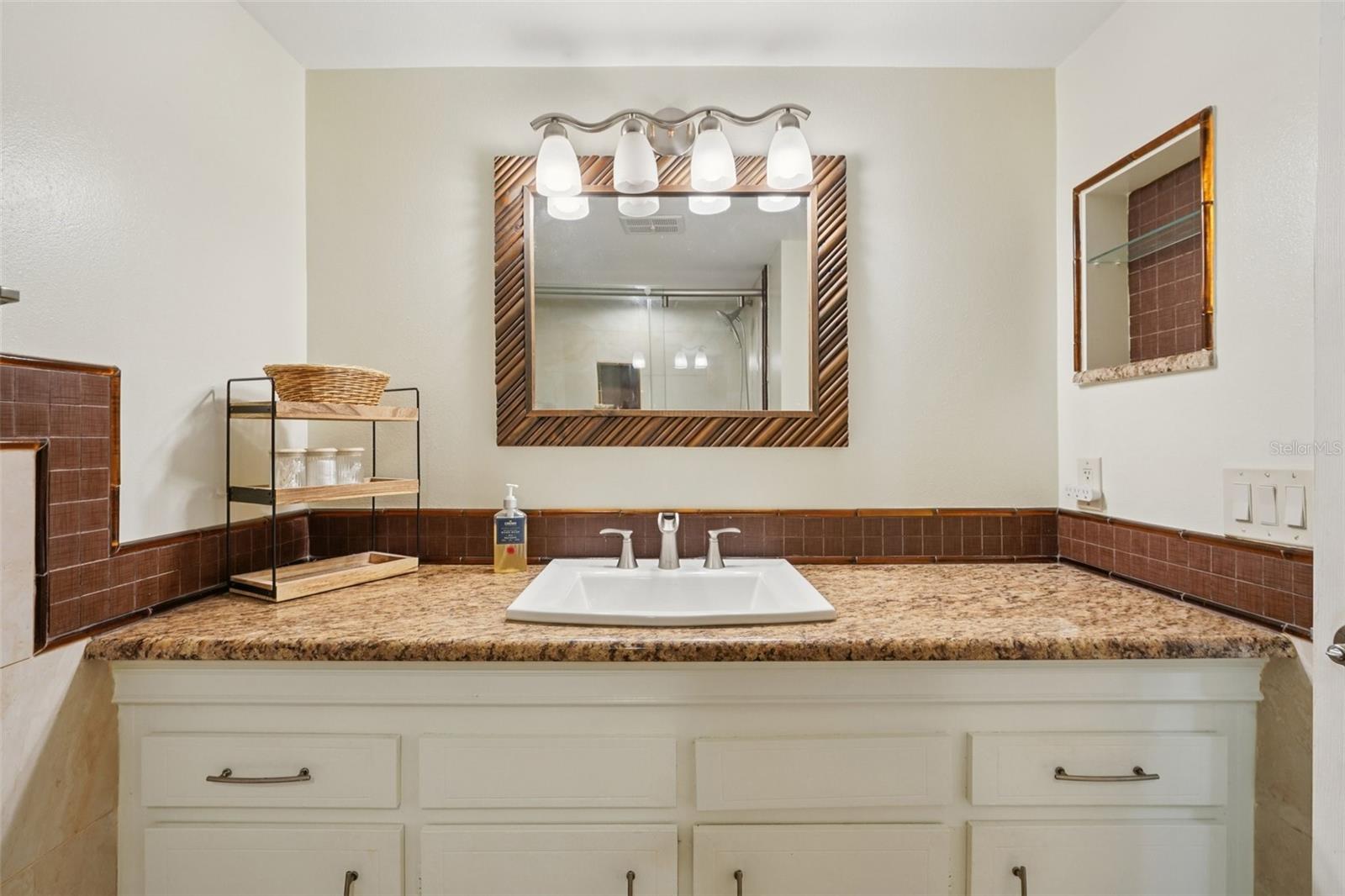 404 CORDOVA GRN #404 — photo 36