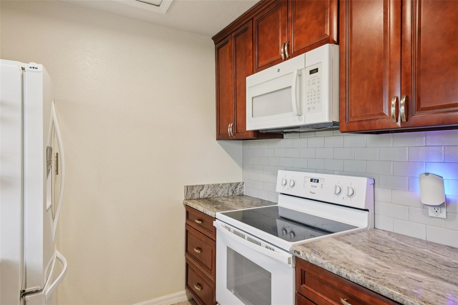 404 CORDOVA GRN #404 — photo 9