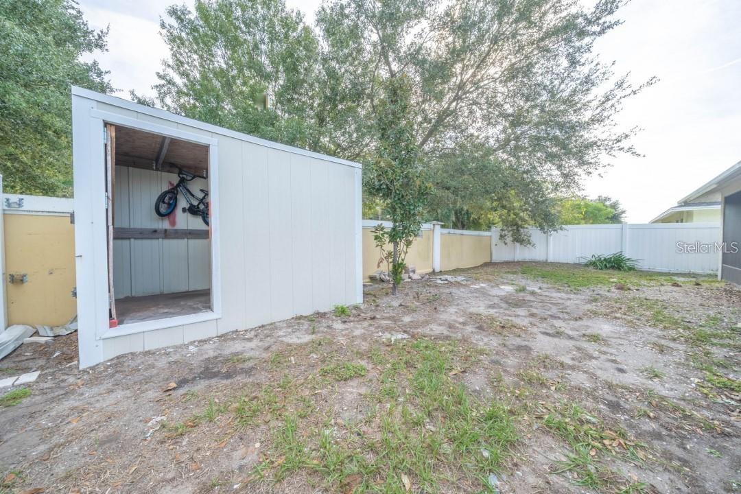 2025 PEACEFUL PALM ST — photo 18