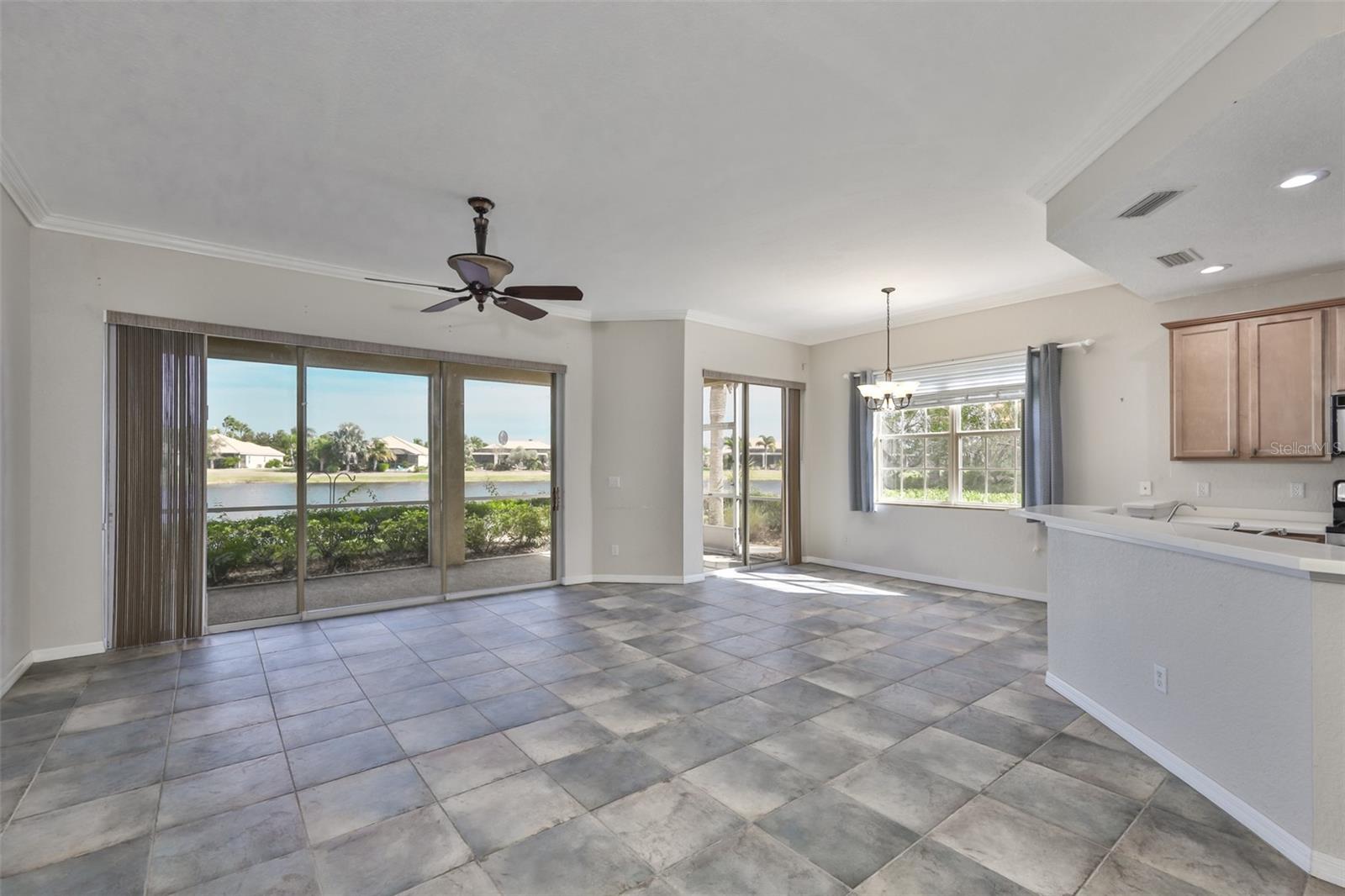 1324 EMERALD DUNES DR — photo 10