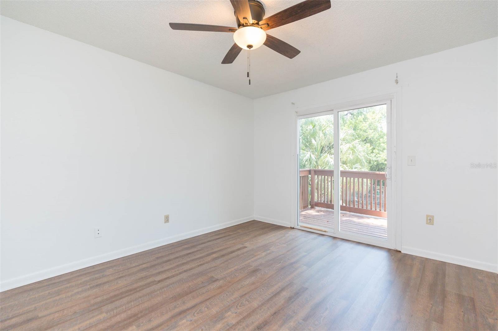 8510 N TAMPA ST #B — photo 13