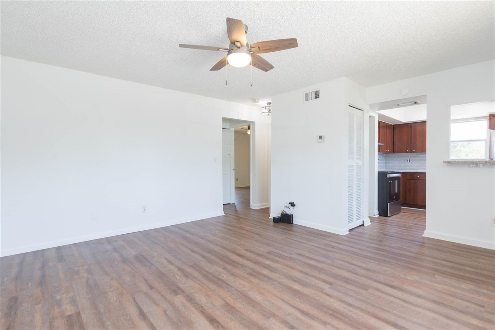 8510 N TAMPA ST #B — photo 9