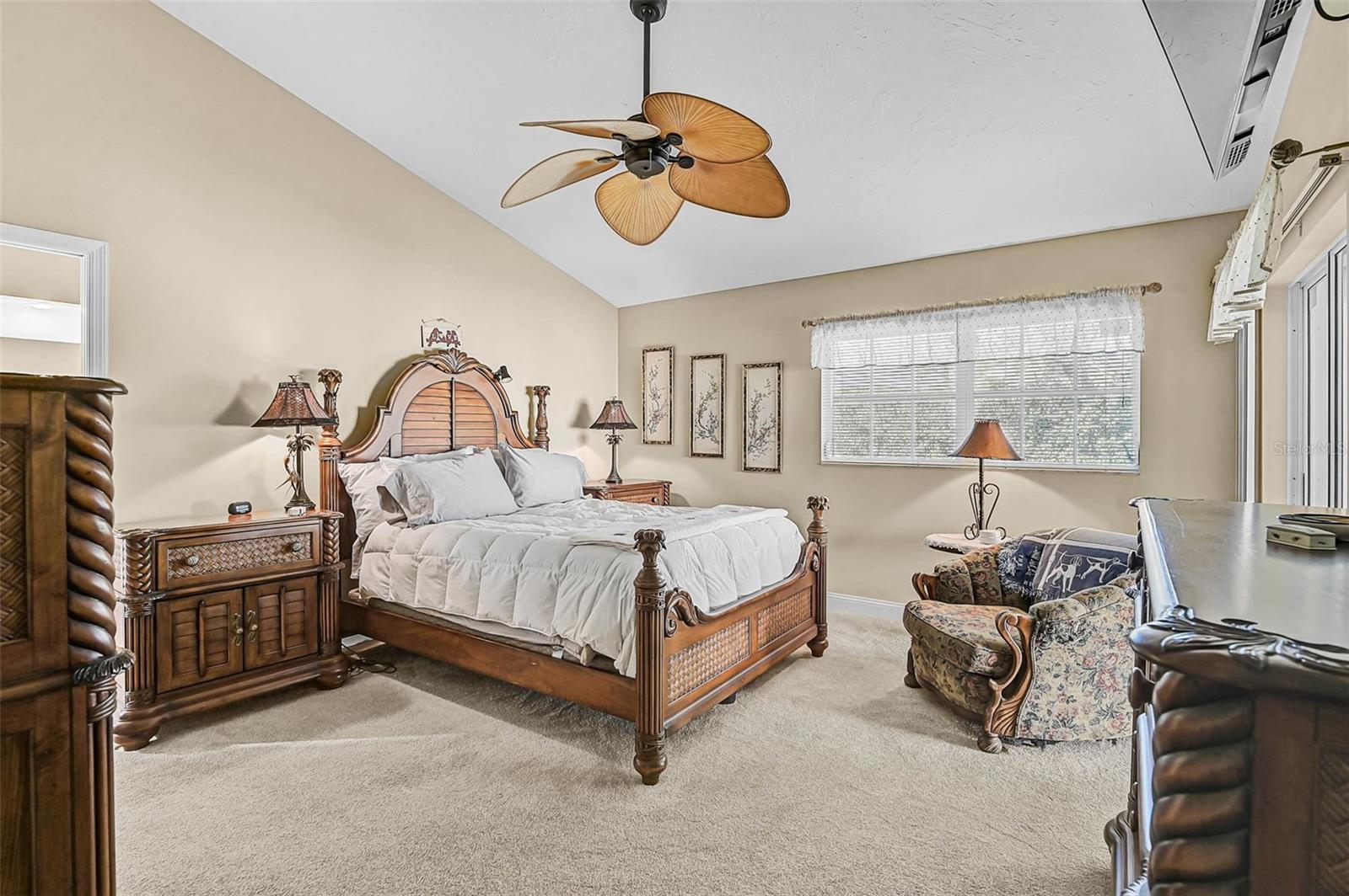 4041 MURFIELD DR E — photo 13