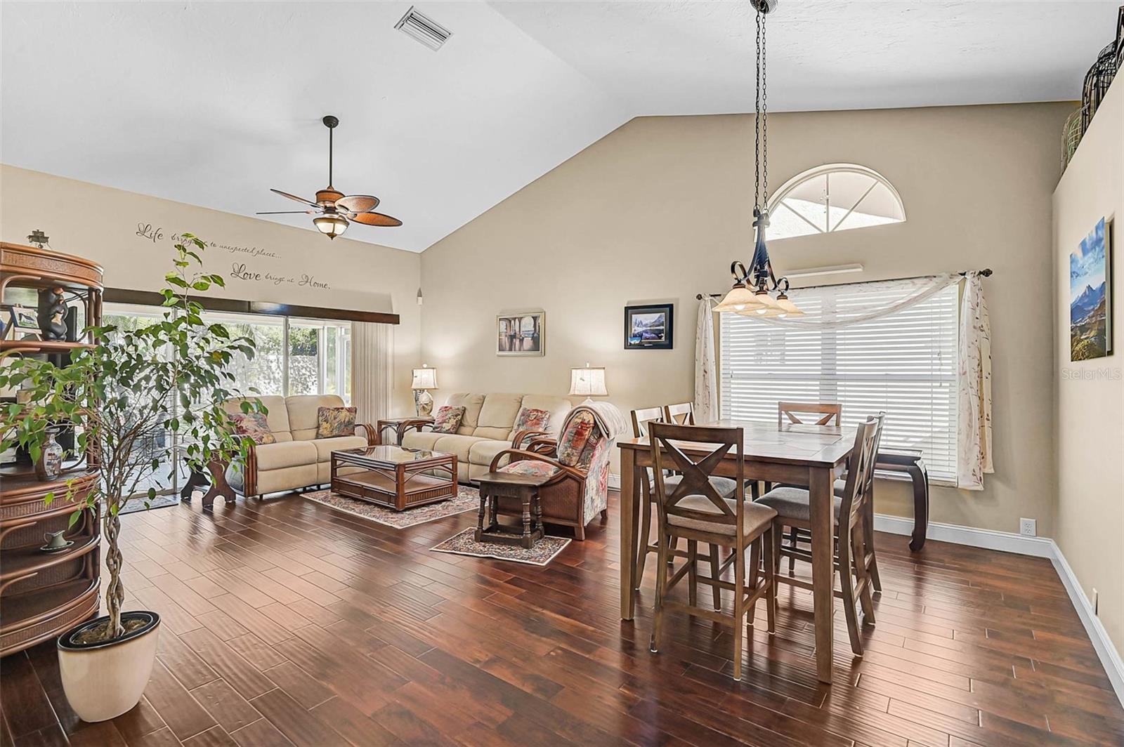 4041 MURFIELD DR E — photo 4