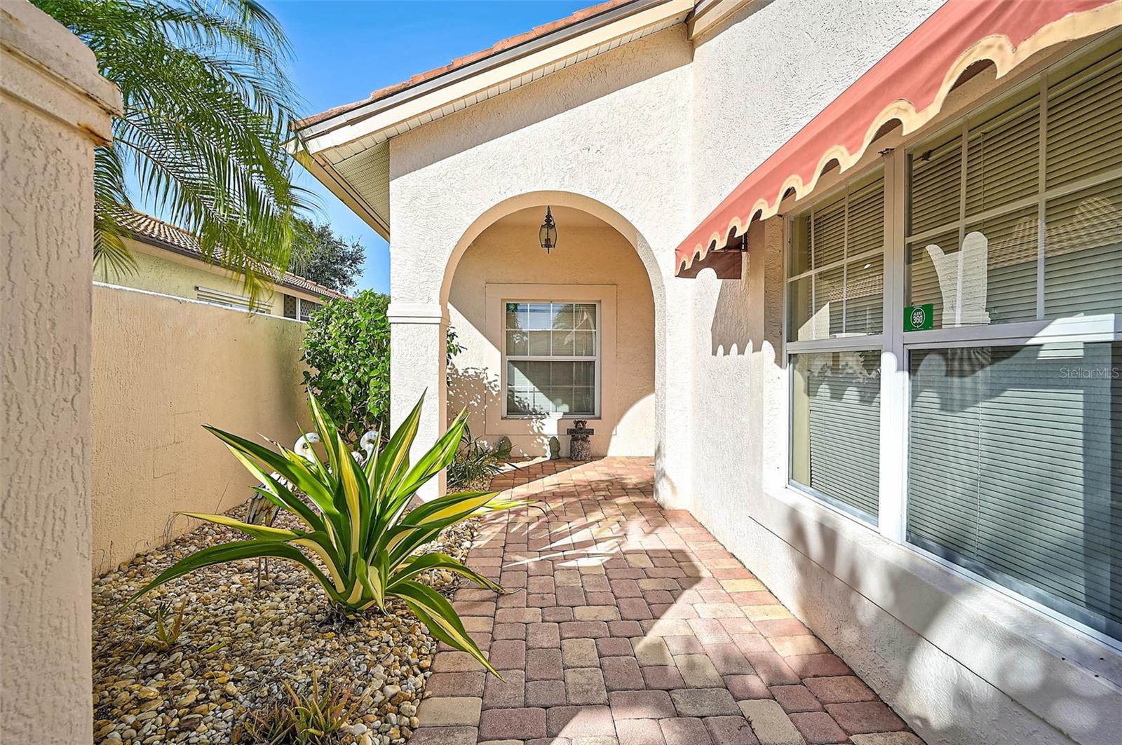 4041 MURFIELD DR E — photo 3
