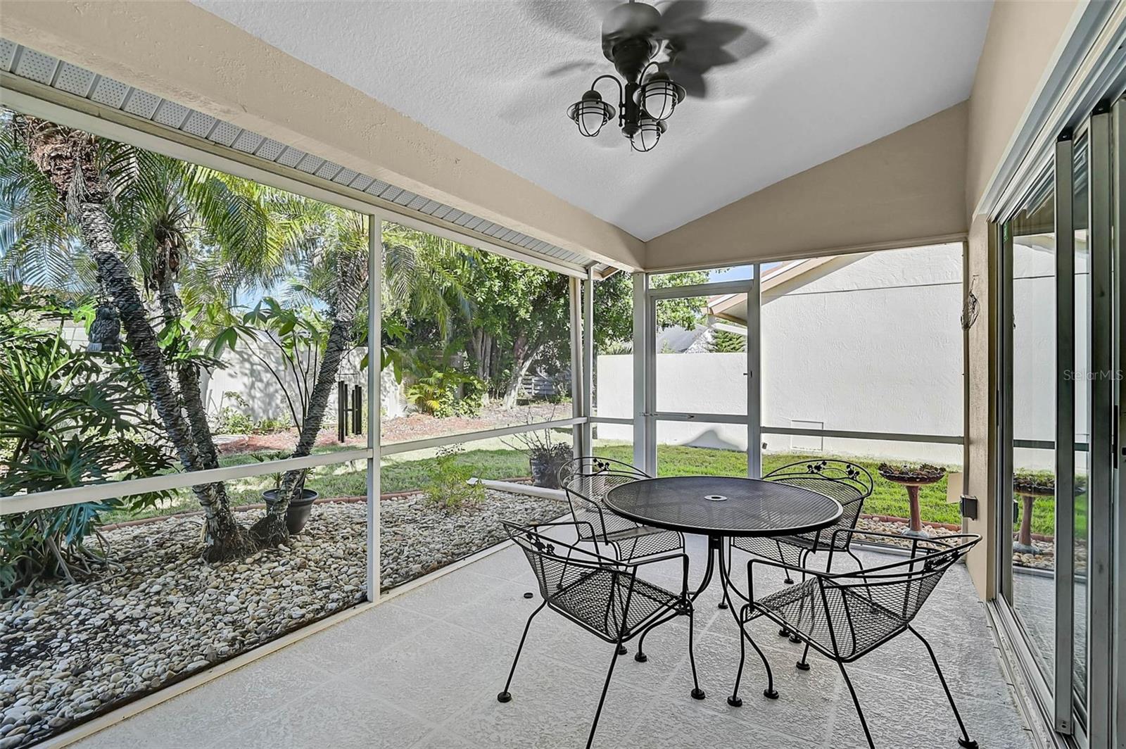 4041 MURFIELD DR E — photo 27
