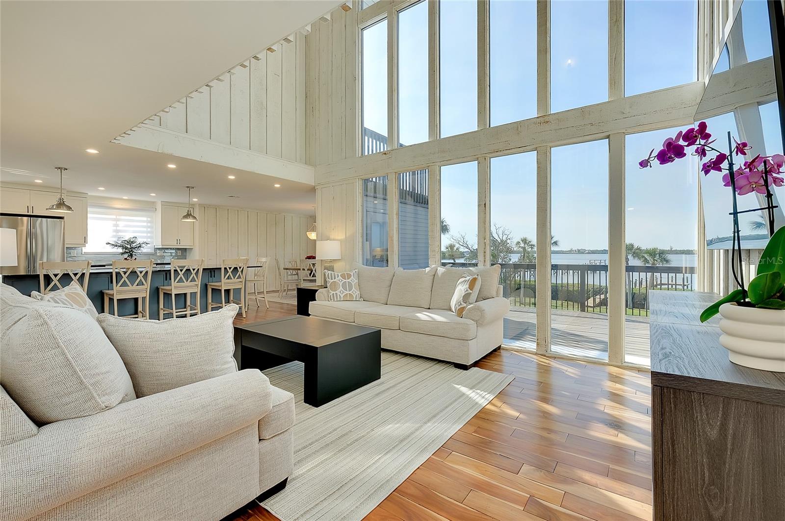1089 BAYSHORE DR — photo 4