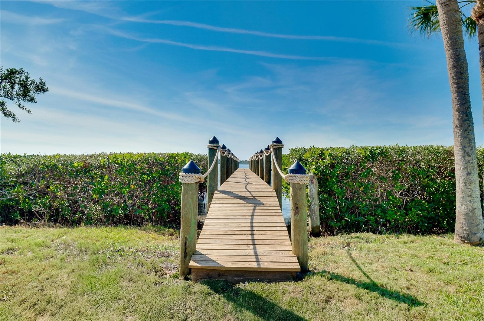1089 BAYSHORE DR — photo 41