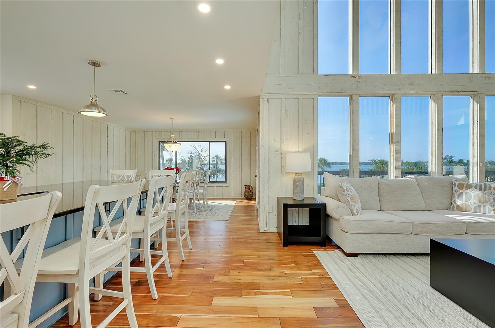 1089 BAYSHORE DR — photo 8