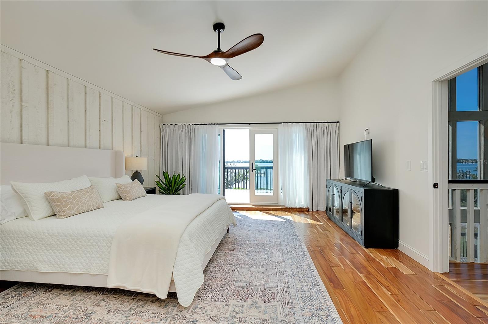 1089 BAYSHORE DR — photo 19