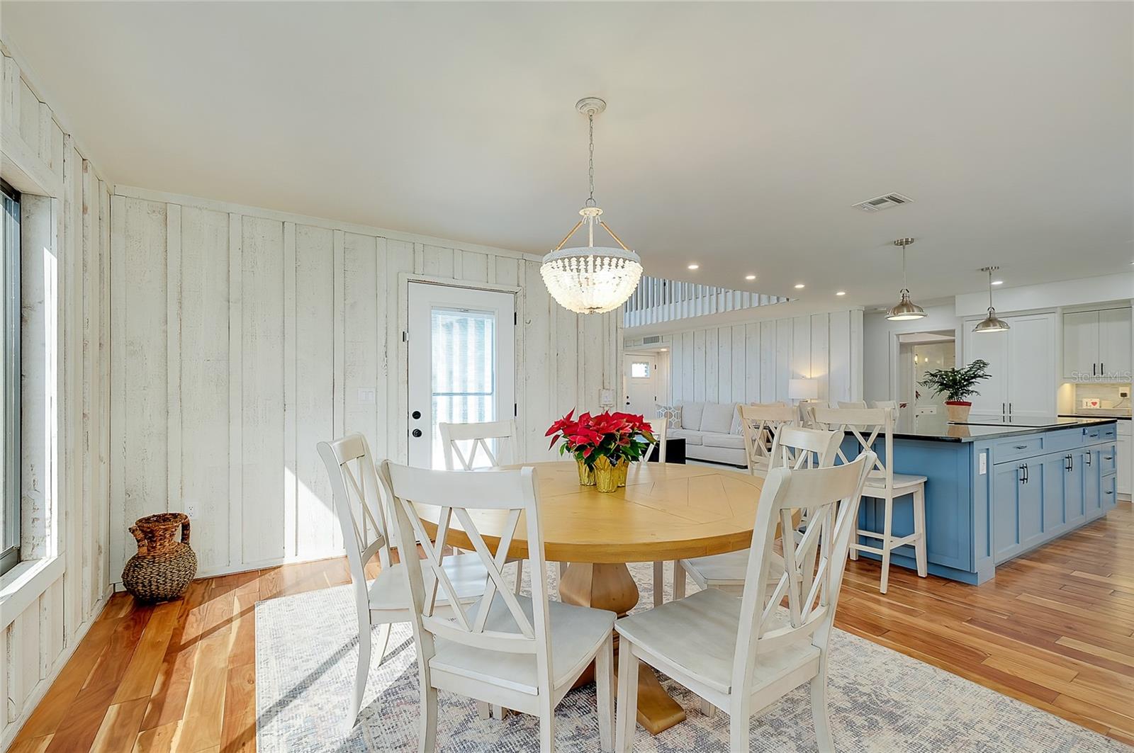 1089 BAYSHORE DR — photo 15