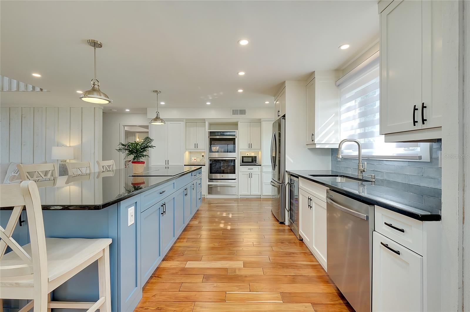 1089 BAYSHORE DR — photo 12